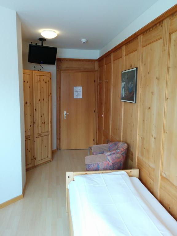 Hotel Terminus Samedan Δωμάτιο φωτογραφία