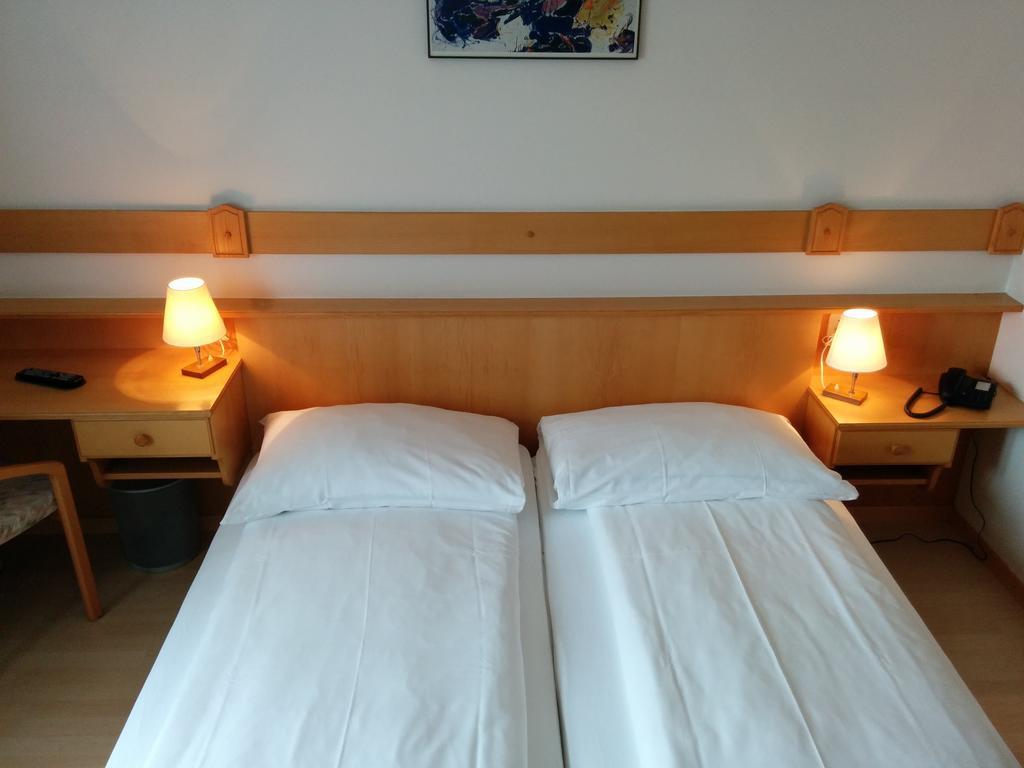 Hotel Terminus Samedan Δωμάτιο φωτογραφία